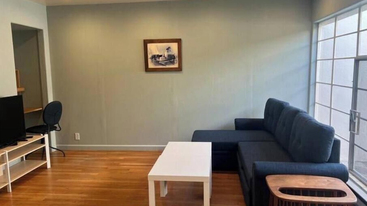 Photo of Livingroom in University South
