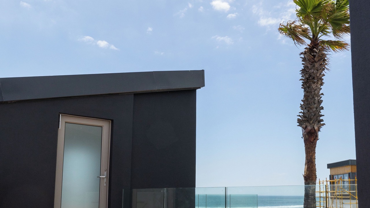 Photo of Patio Balcony in Sunset Beach