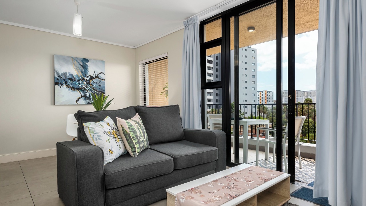 Photo of Livingroom in Flora Park
