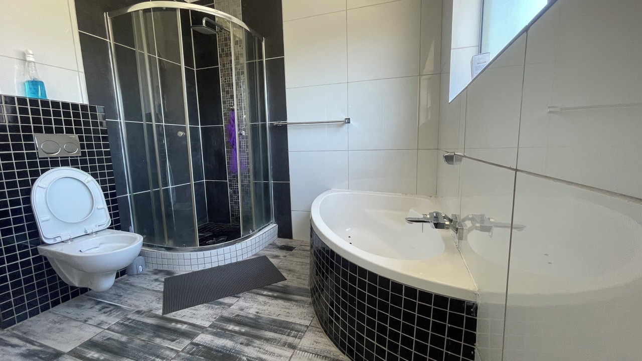 Photo of Bathroom in Parklands