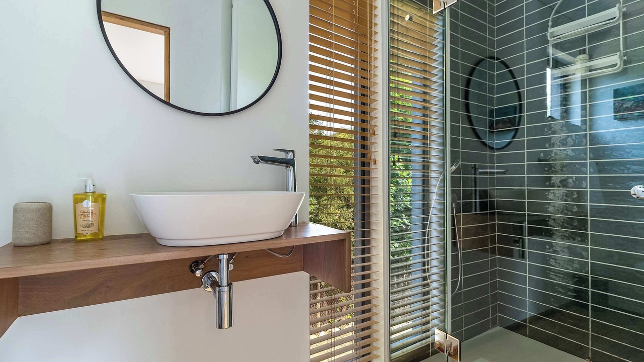 Photo of Bathroom in Helgarda Estate
