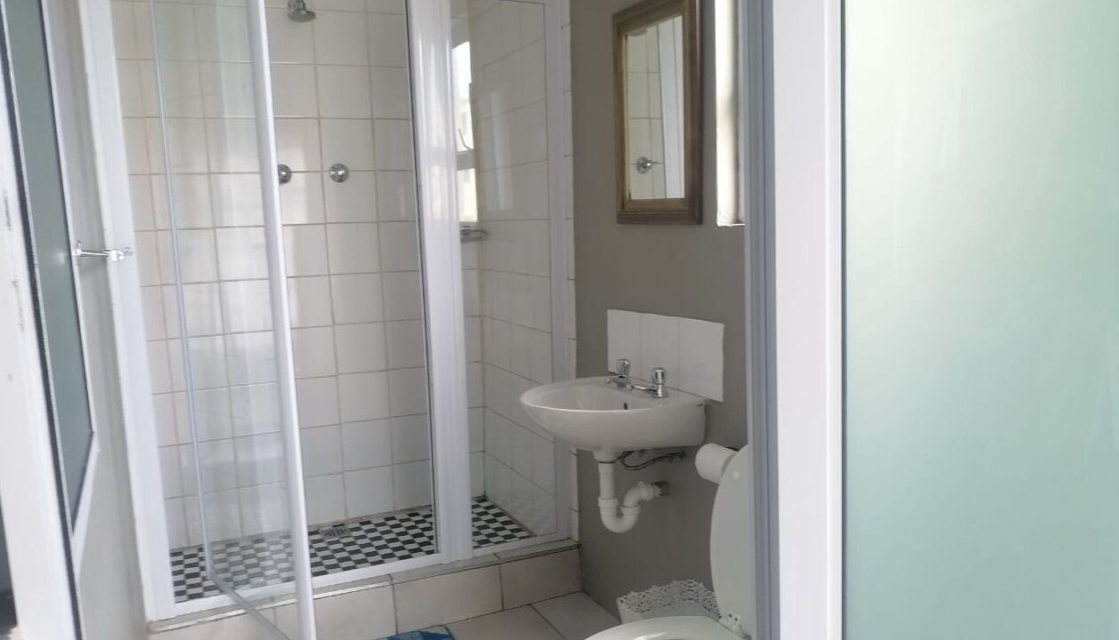 Photo of Bathroom in Quigney Beach