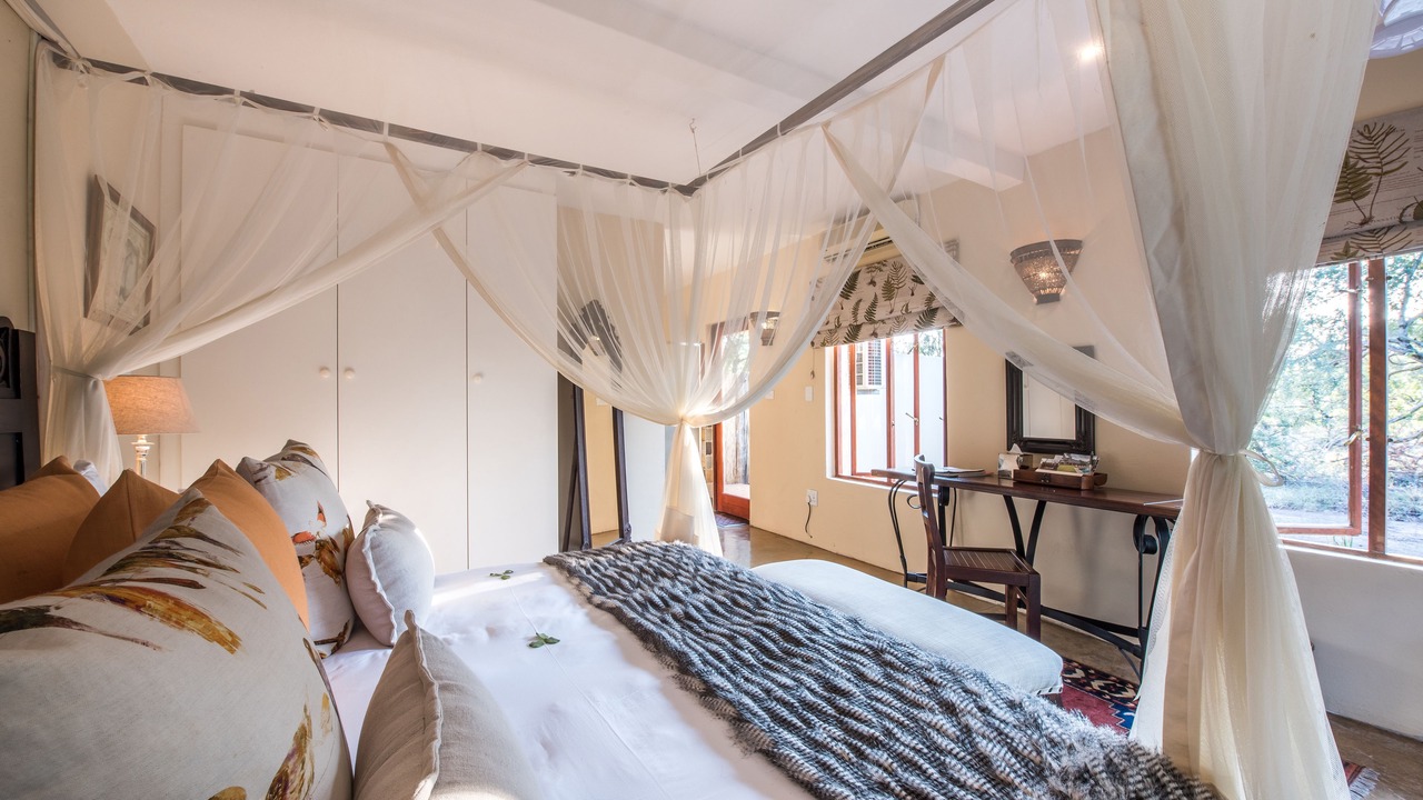 Photo of Bedroom in Thorny Bush Game Reserve