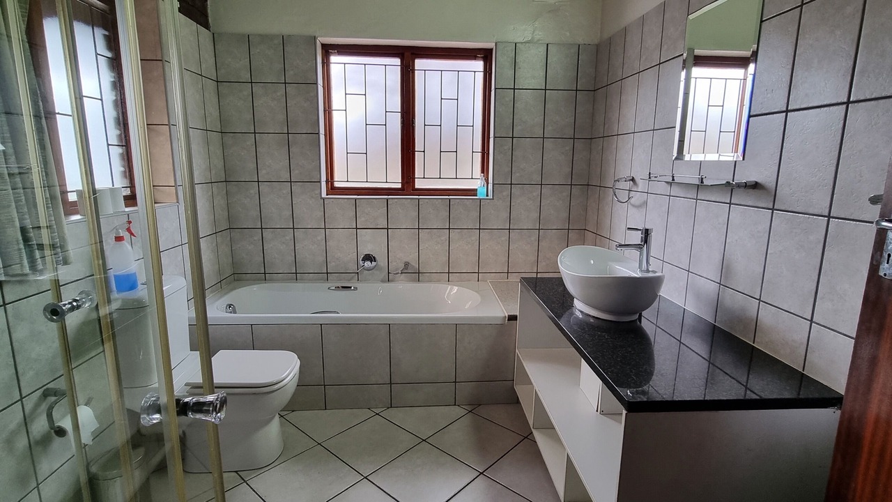 Photo of Bathroom in Knysna