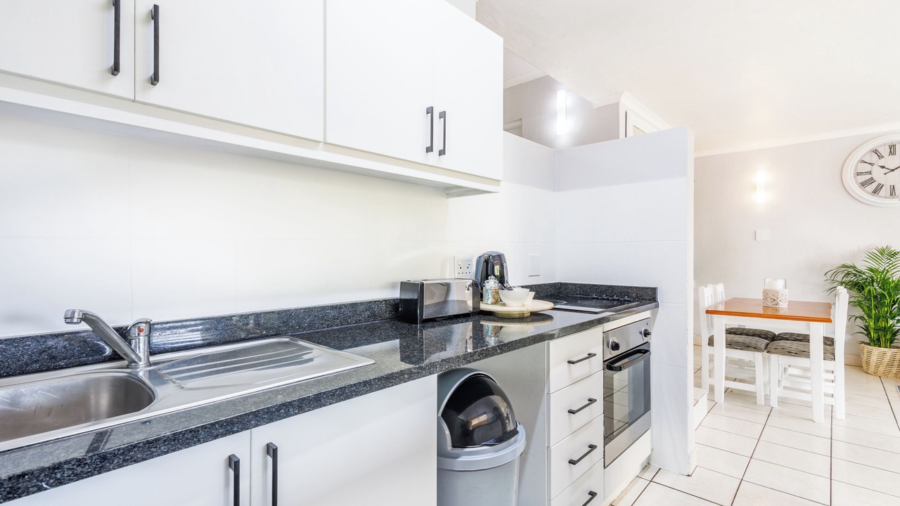 Photo of Kitchen in Shaka's Rock