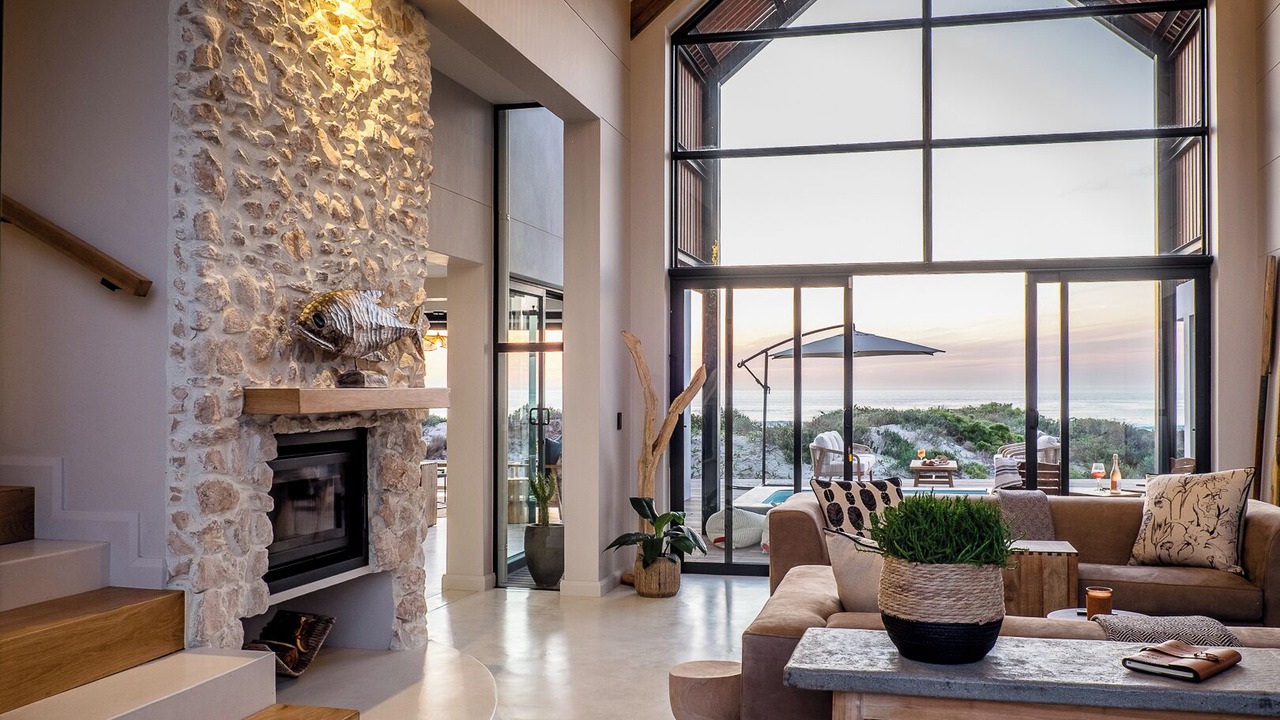 Photo of Livingroom in Shelley Point