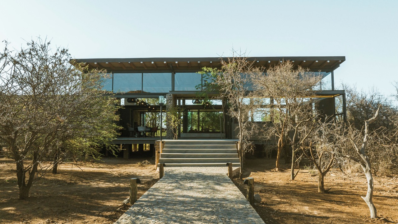 Photo of Outdoor in Moses Kotane