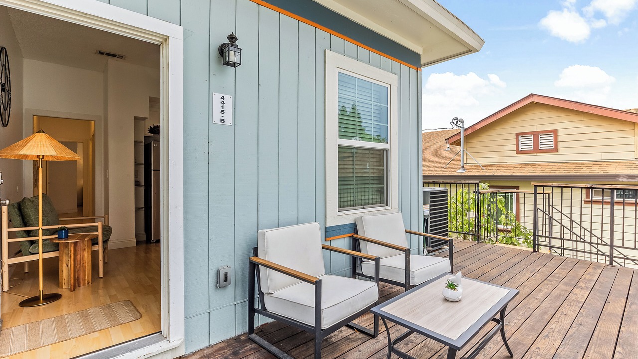 Photo of Patio Balcony in North Oak Park