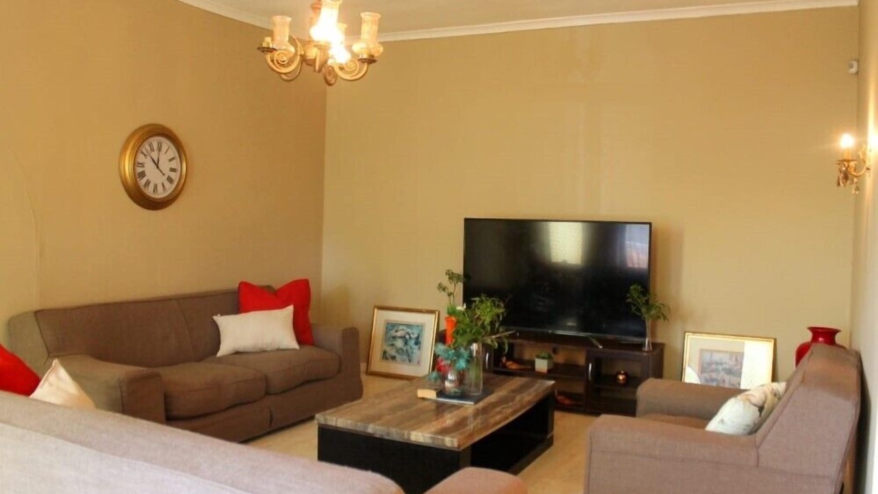 Photo of Livingroom in Parow
