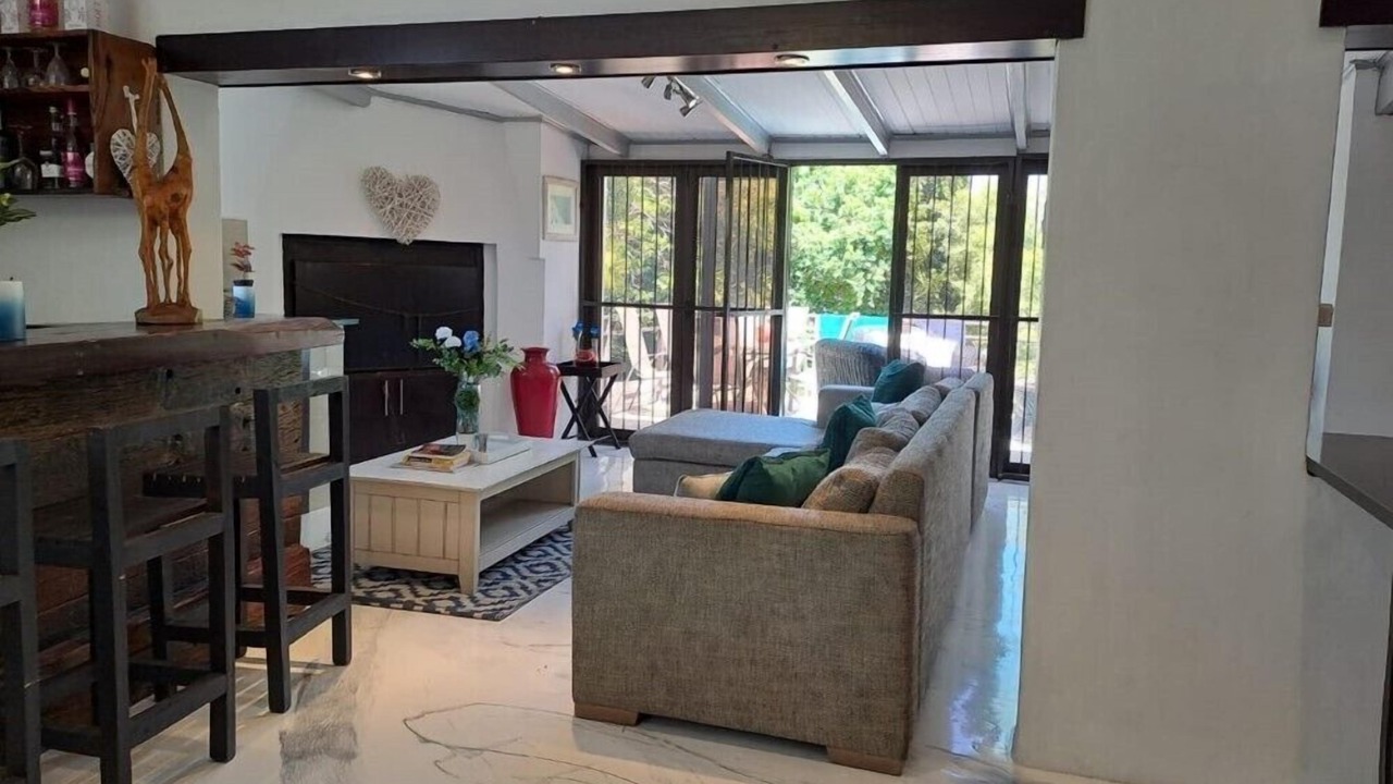 Photo of Livingroom in Parow
