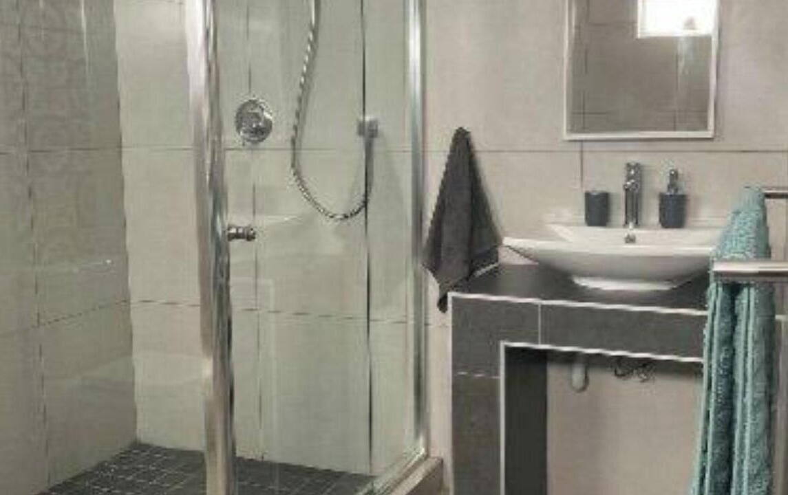 Photo of Bathroom in George
