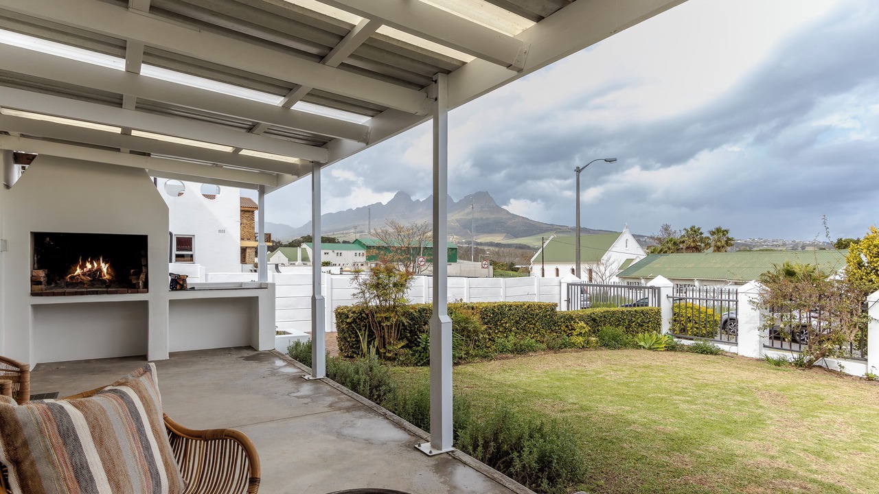 Photo of Patio Balcony in Raithby