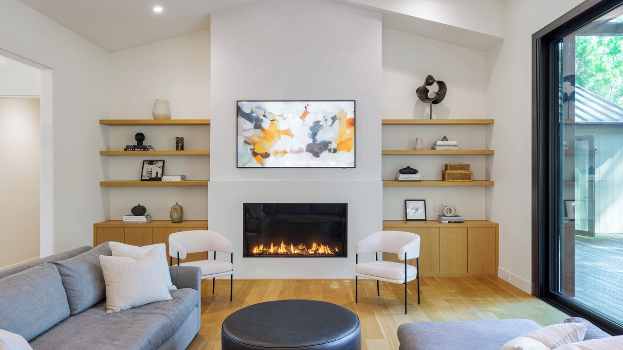 Photo of Livingroom in Sharon Heights