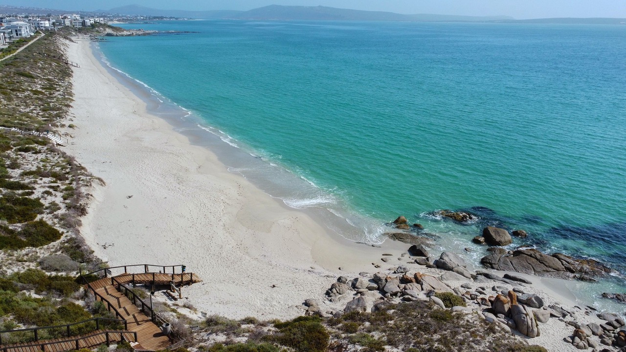 Photo of Others in Calypso Beach