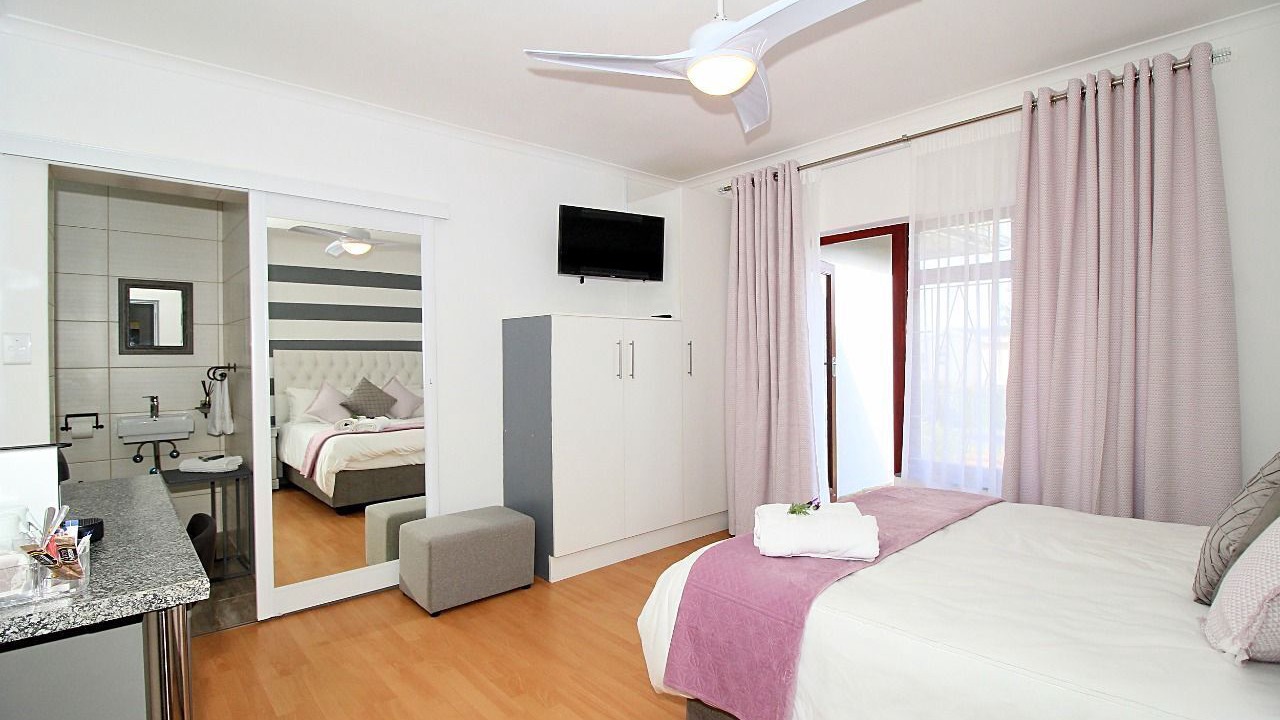 Photo of Bedroom in Heldervue