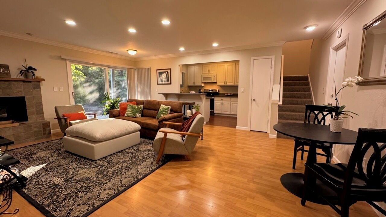 Photo of Livingroom in Pleasant Hill