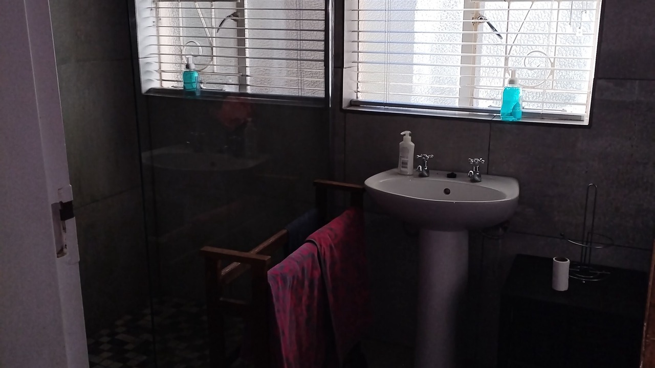 Photo of Bathroom in Beaufort West