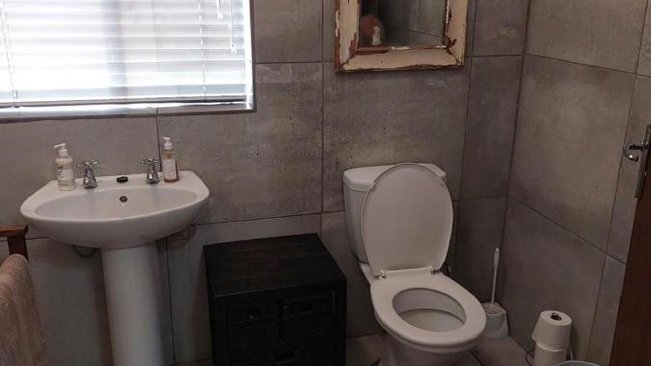Photo of Bathroom in Beaufort West