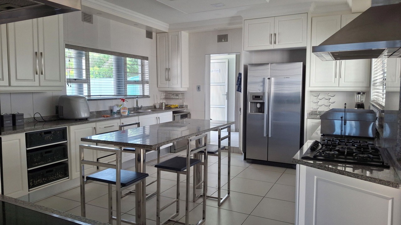 Photo of Kitchen in Manaba Beach