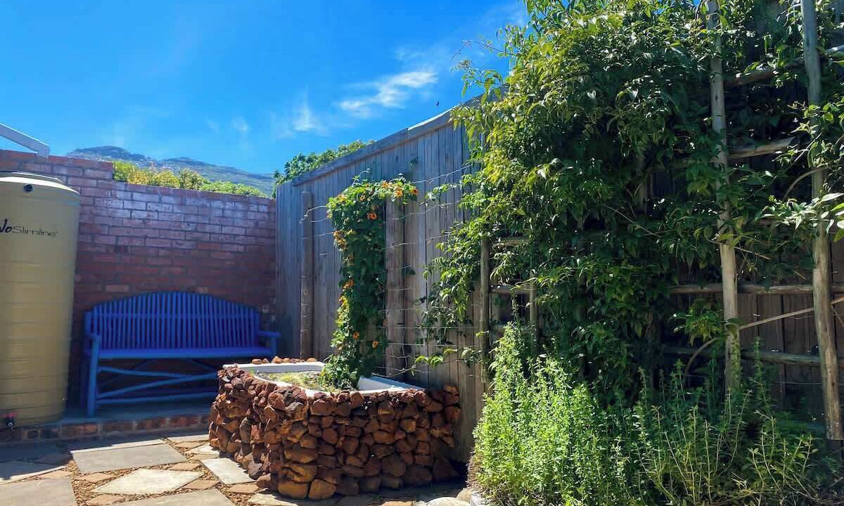 Photo of Patio Balcony in Redhill