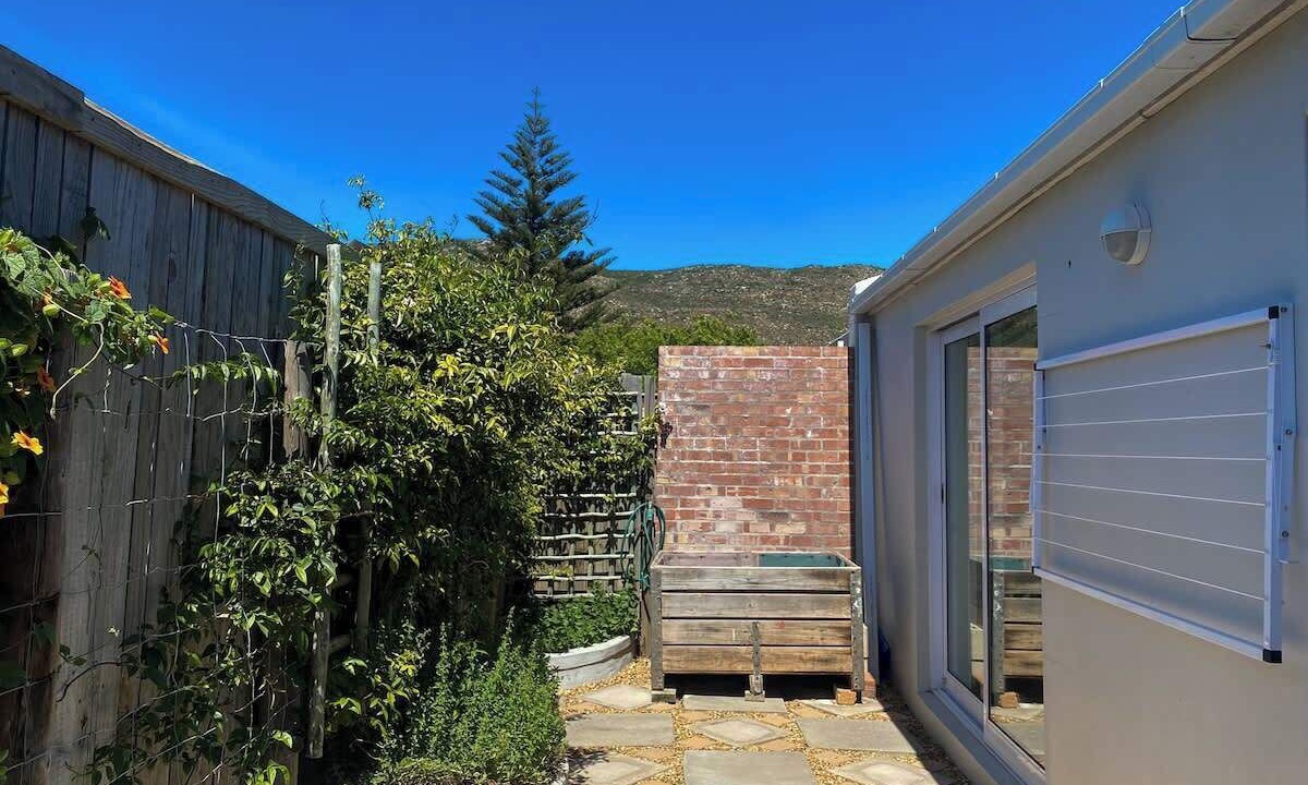 Photo of Outdoor in Redhill