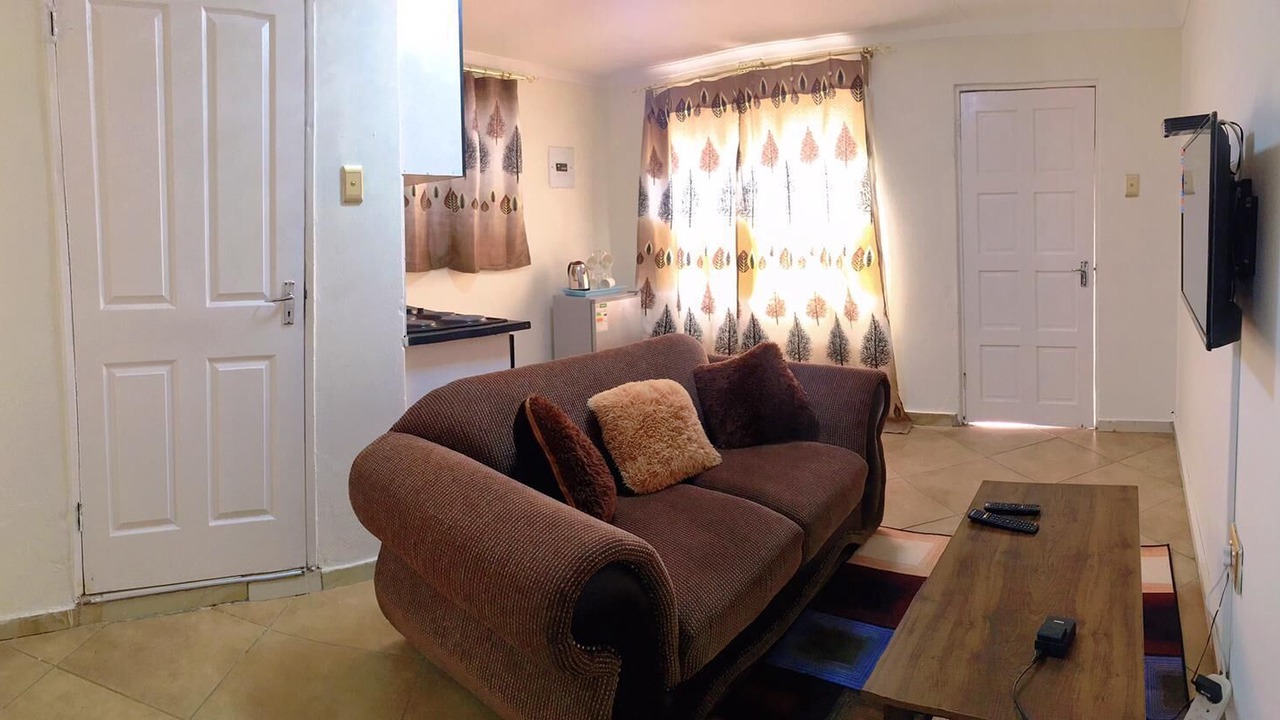 Photo of Livingroom in Greater Johannesburg Metropolitan Area