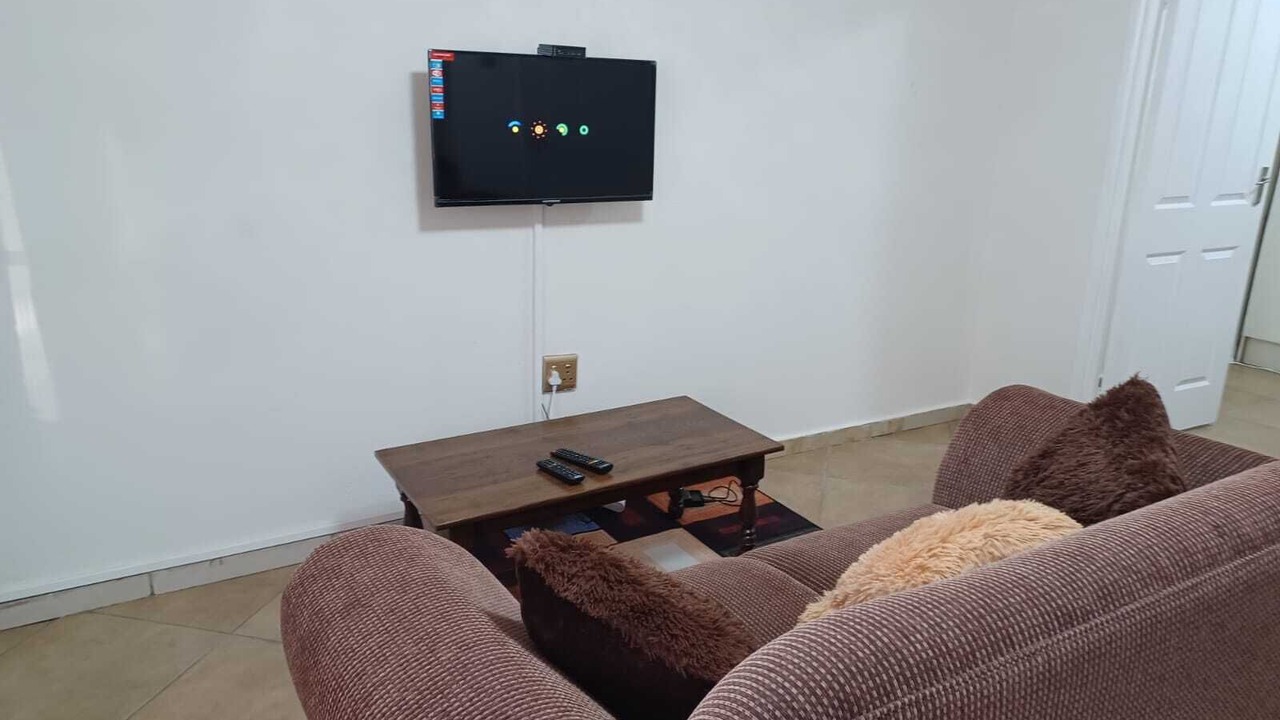 Photo of Livingroom in Greater Johannesburg Metropolitan Area