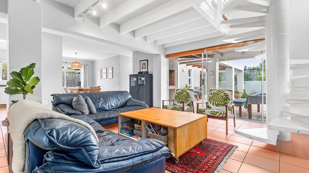 Photo of Livingroom in Sunset Beach