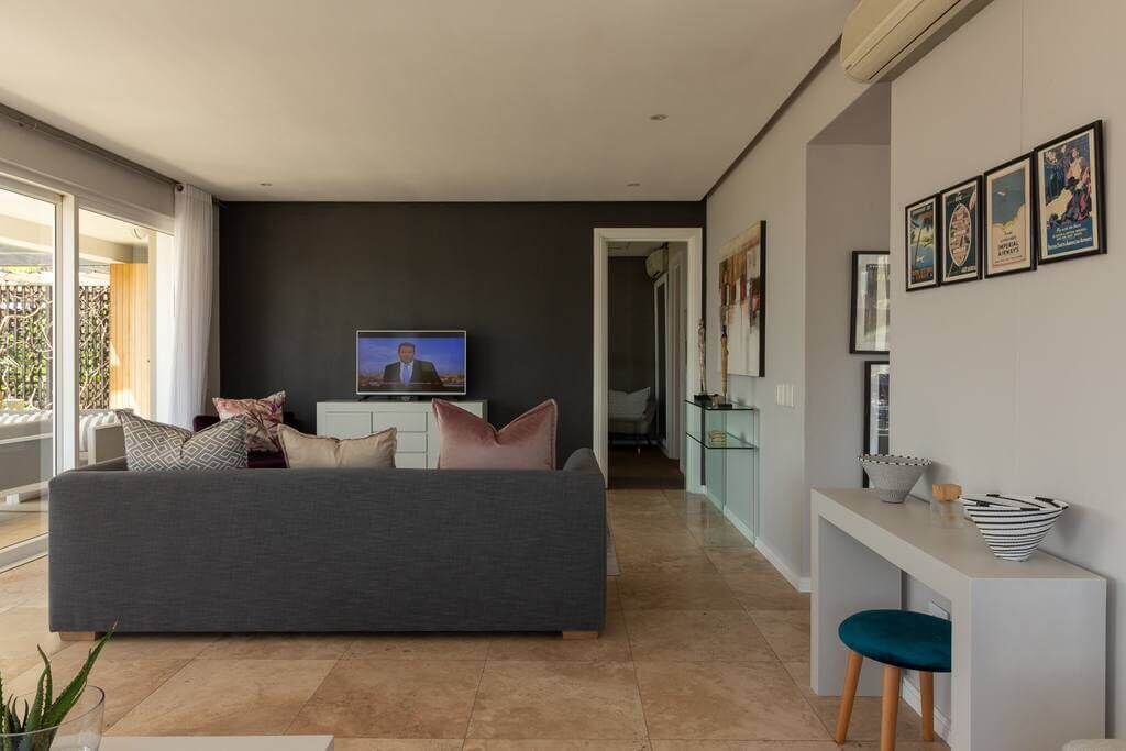 Photo of Livingroom in Victoria and Alfred Waterfront