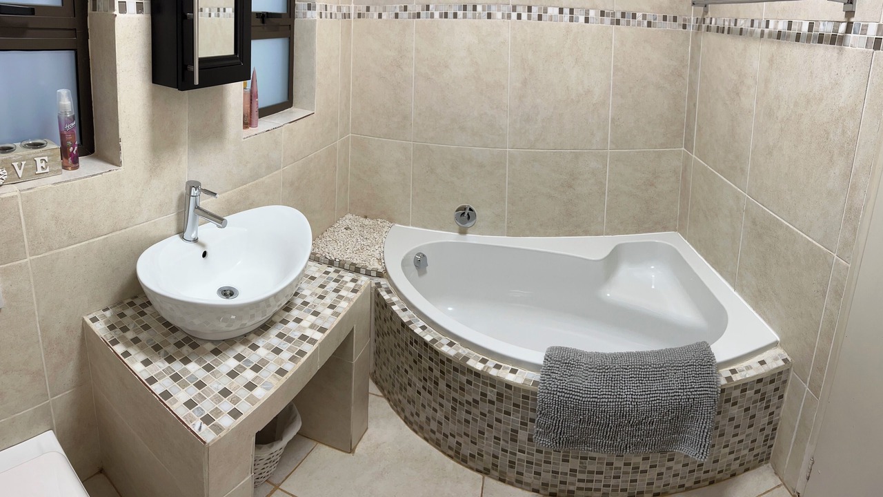 Photo of Bathroom in Kimberley