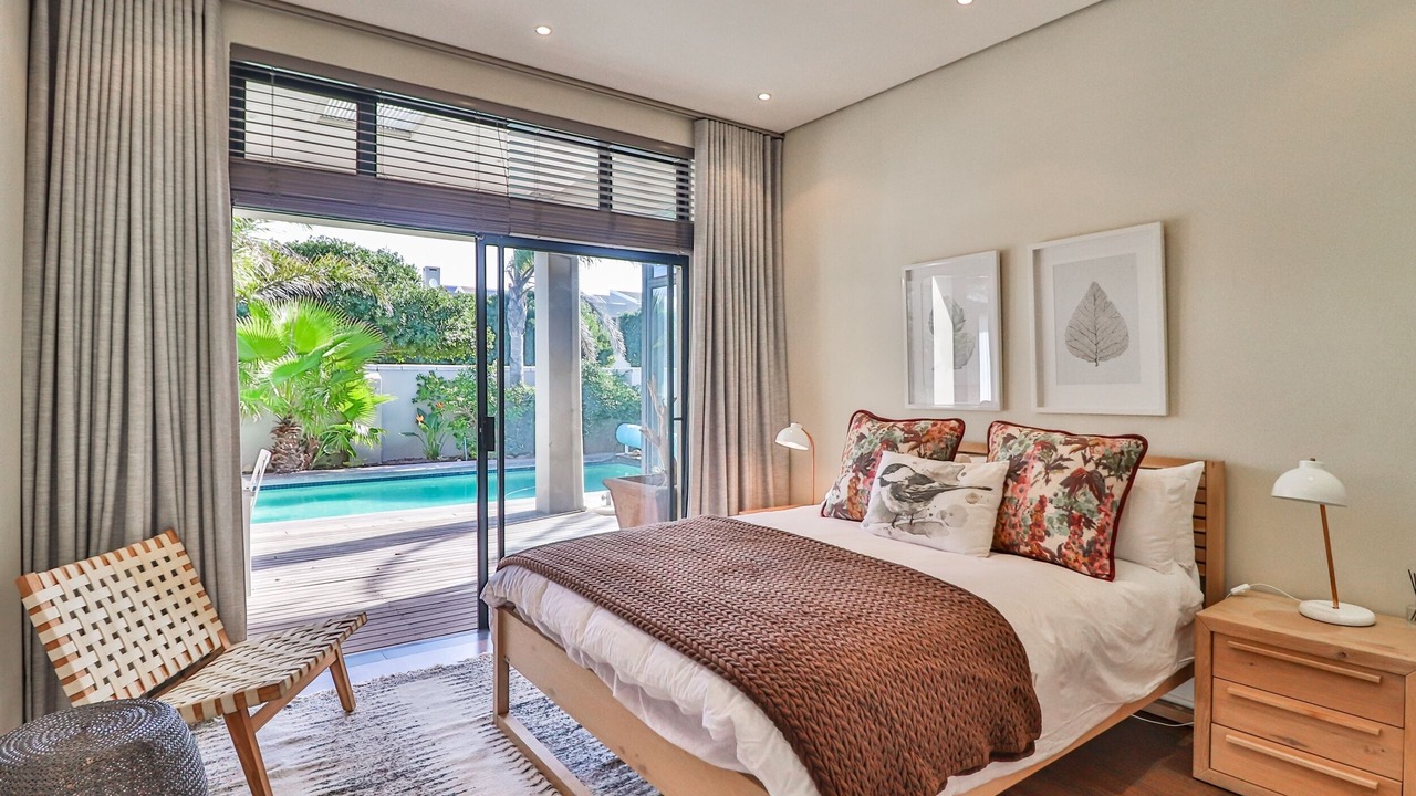 Photo of Bedroom in Sunset Beach
