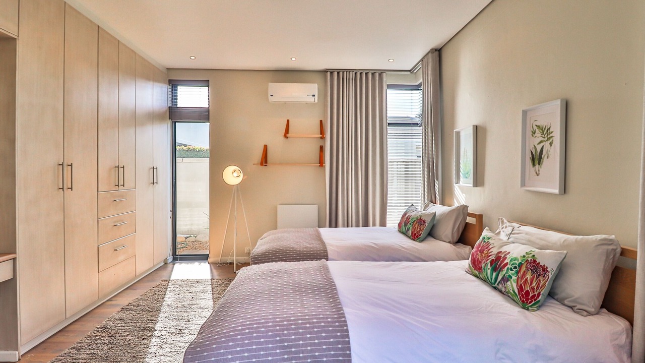 Photo of Bedroom in Sunset Beach