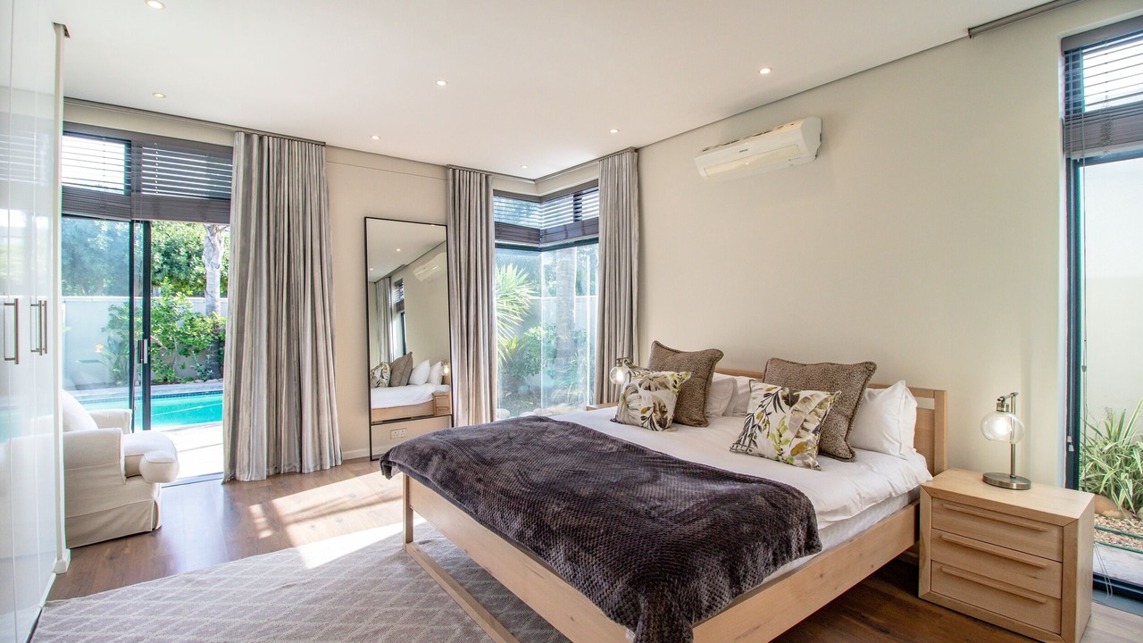 Photo of Bedroom in Sunset Beach