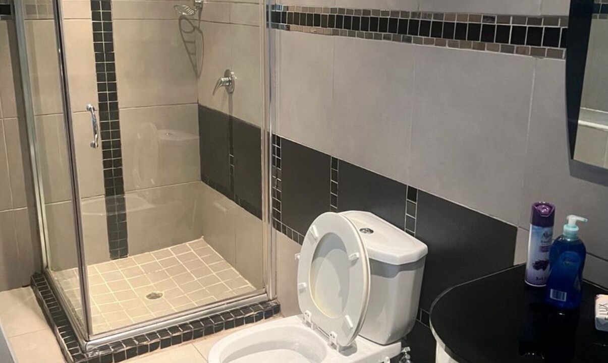 Photo of Bathroom in Bezuidenhout Valley