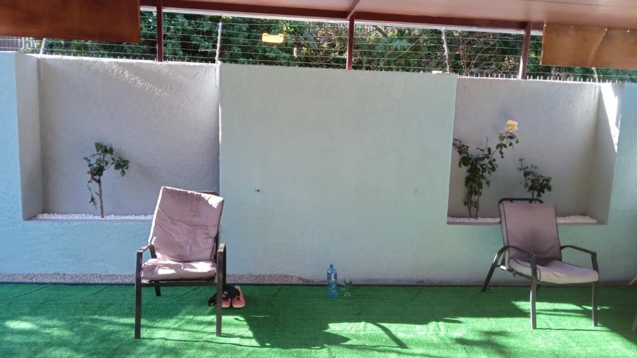 Photo of Livingroom in Bezuidenhout Valley