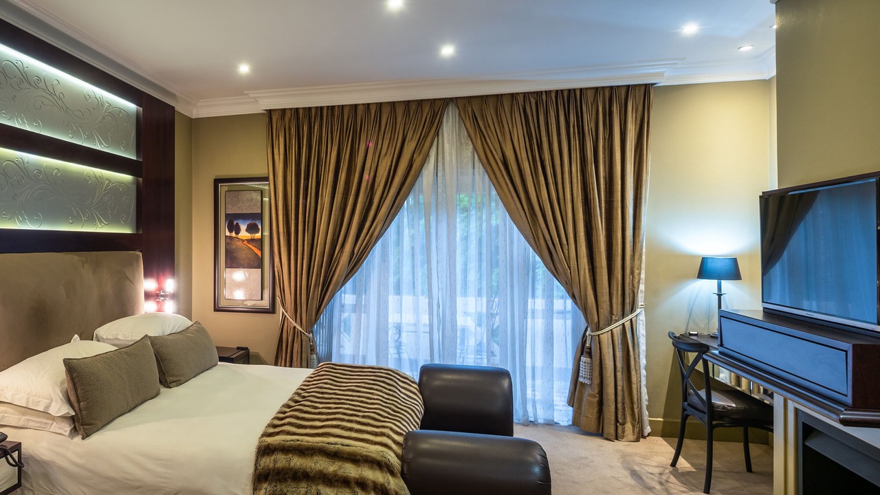 Photo of Bedroom in Houghton Estate