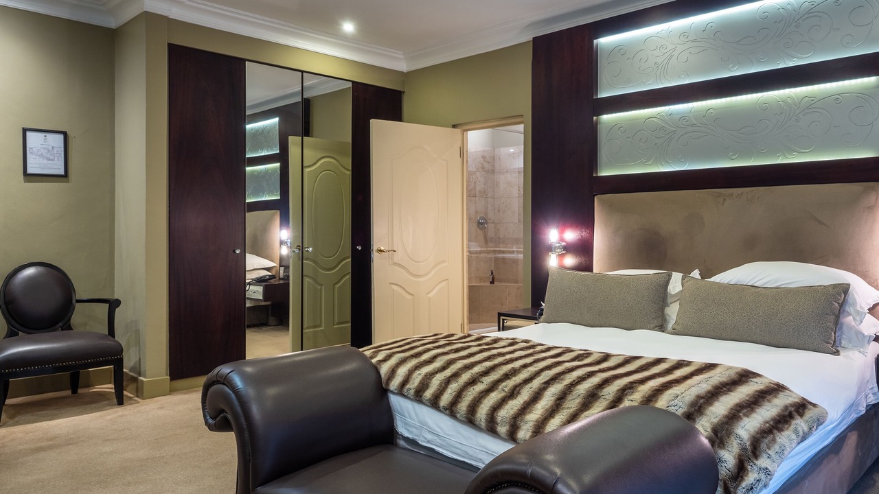 Photo of Bedroom in Houghton Estate