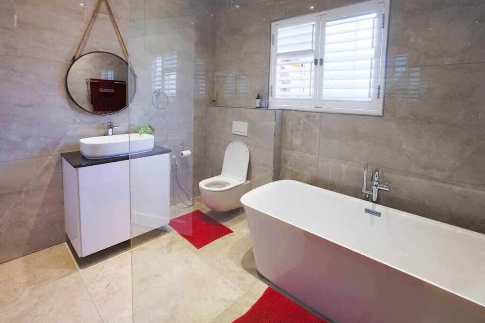 Photo of Bathroom in Belville