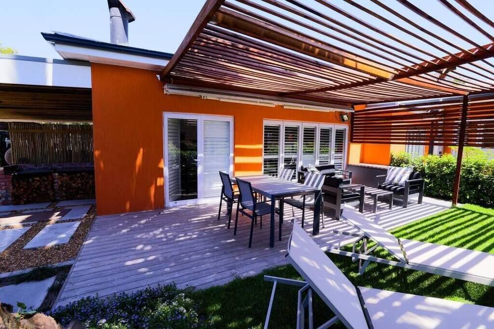 Photo of Outdoor in Belville