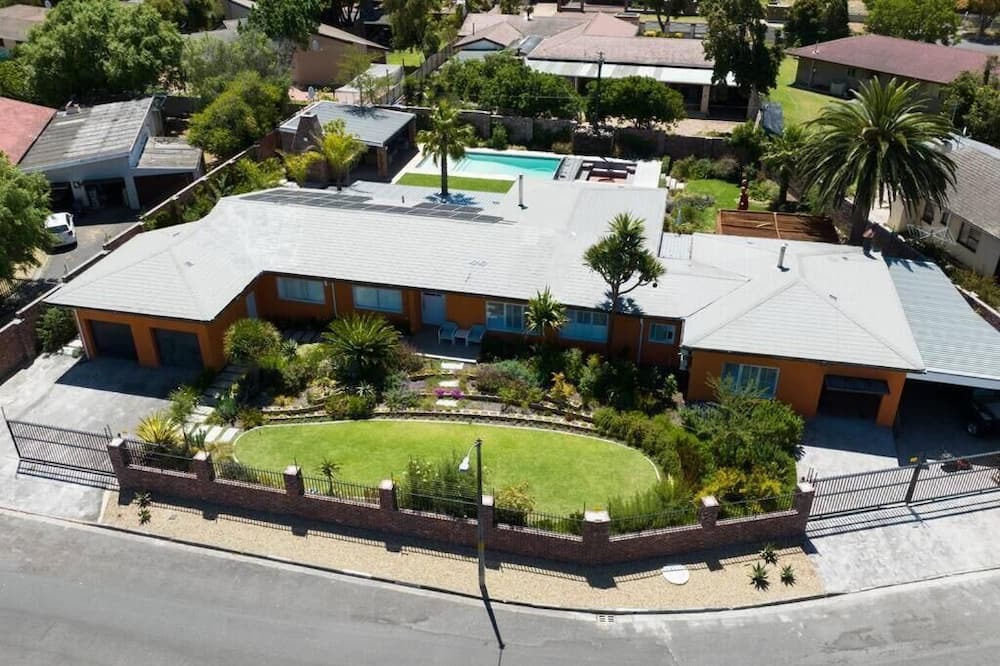 Photo of Outdoor in Belville