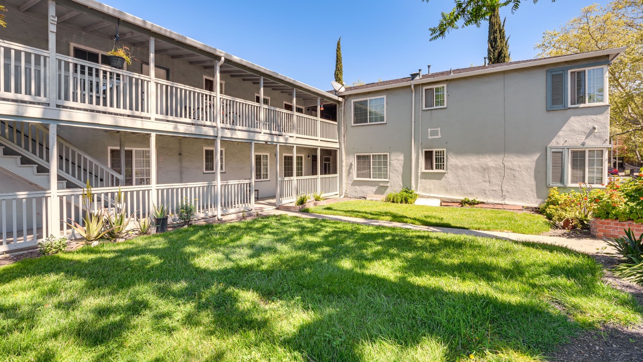 Photo of Outdoor in Newhall