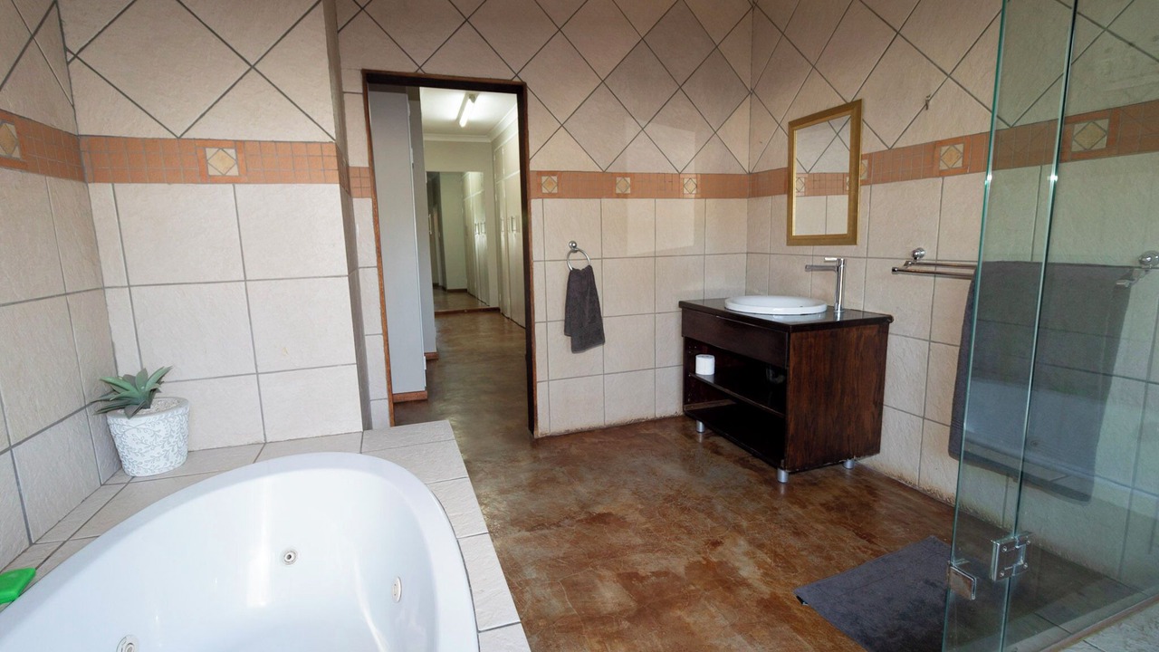 Photo of Bathroom in Mokopane