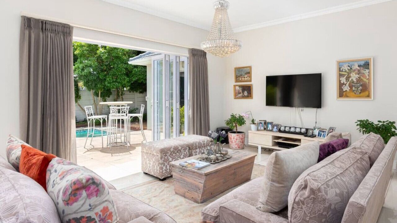 Photo of Livingroom in Claremont