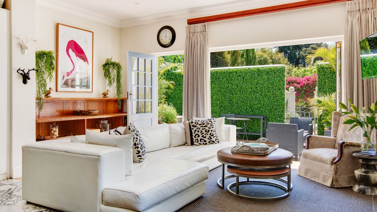 Photo of Livingroom in Bishopscourt