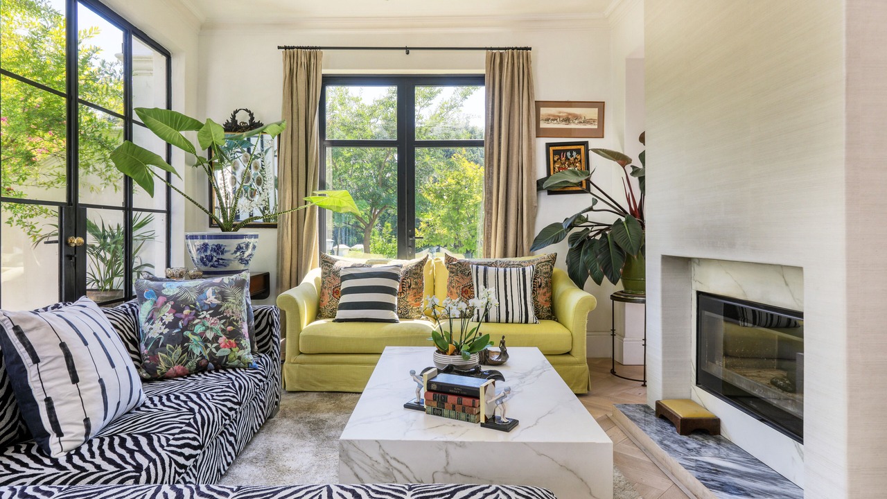 Photo of Livingroom in Bishopscourt
