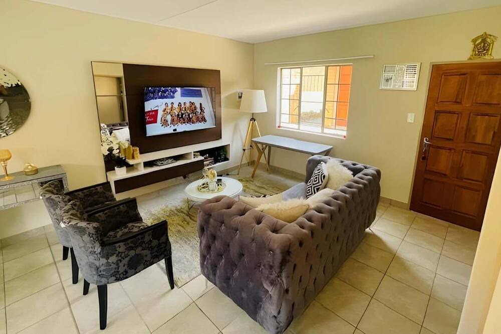 Photo of Livingroom in Centurion