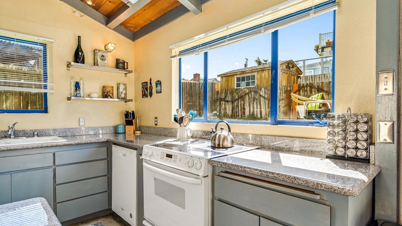 Photo of Kitchen in Salmon Creek