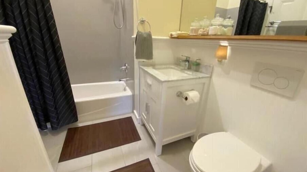 Photo of Bathroom in West Alameda
