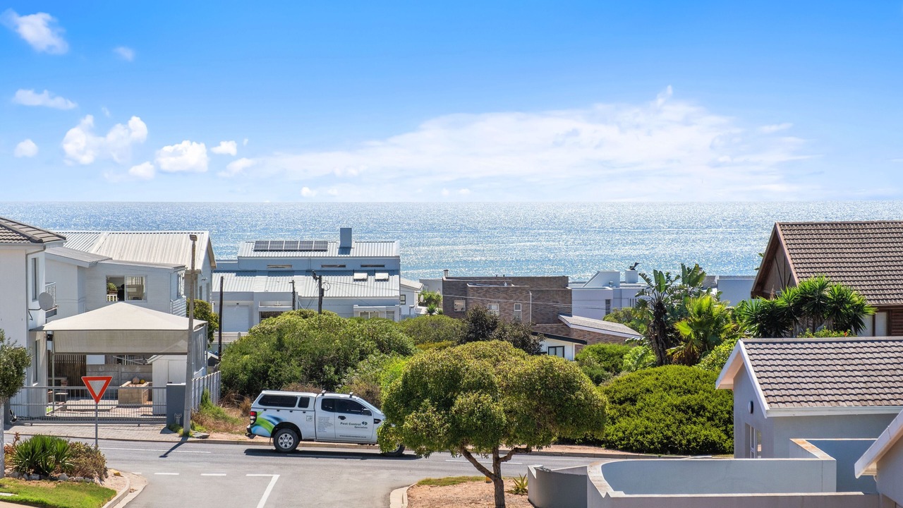 Photo of Others in Yzerfontein