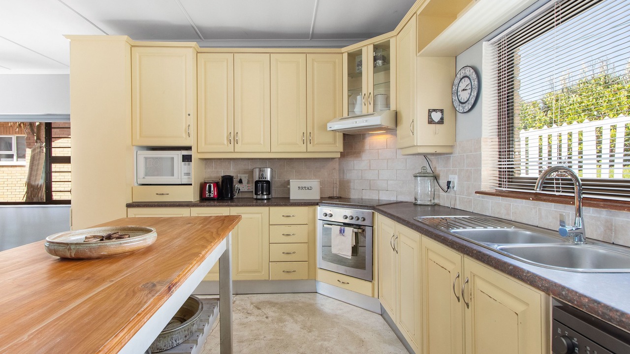 Photo of Kitchen in Yzerfontein